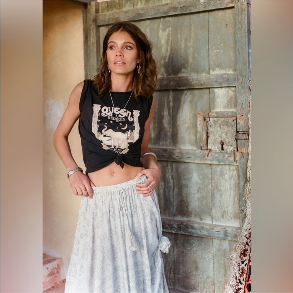 Spell Desert Queen Tee - Picture 3 of 15
